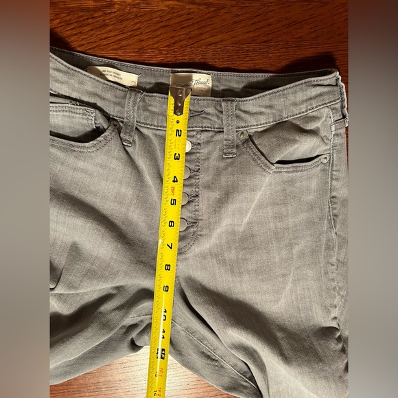 Universal Thread high waisted button up gray jeans - Picture 5 of 6